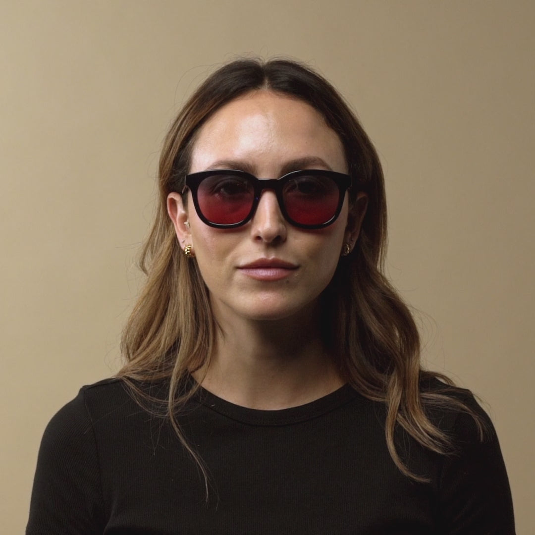 Load video: Audrey - Boulevard