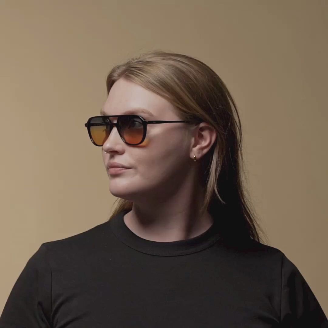Load video: Polished Black