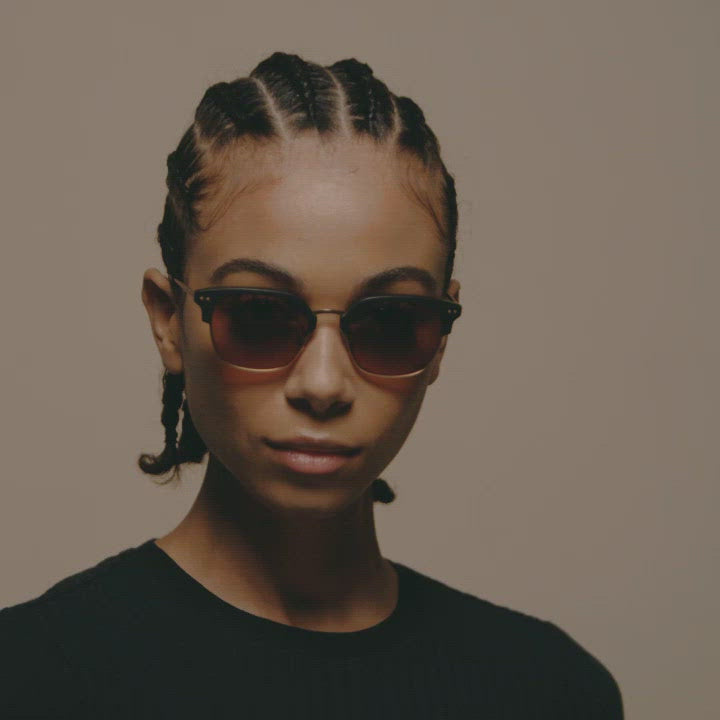 Load video: Tens Larsson Evergreen / Polished Black Gunmetal Sunglasses Female Model Video