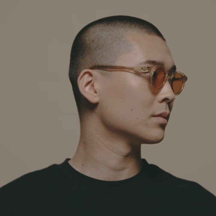 Load video: Tens Rae Evergreen / Charcoal Sunglasses Male Model Video